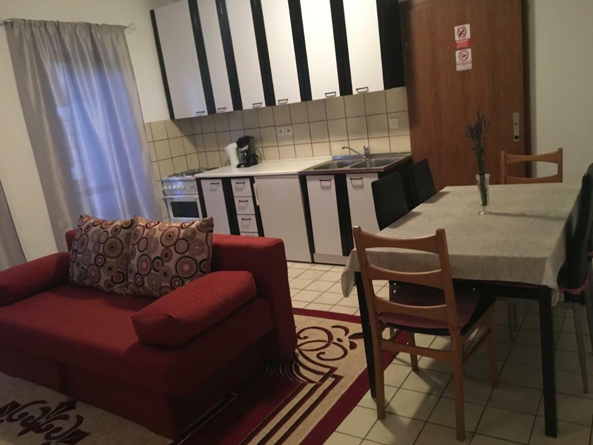 Apartments Eliva Ουμάγκ Εξωτερικό φωτογραφία