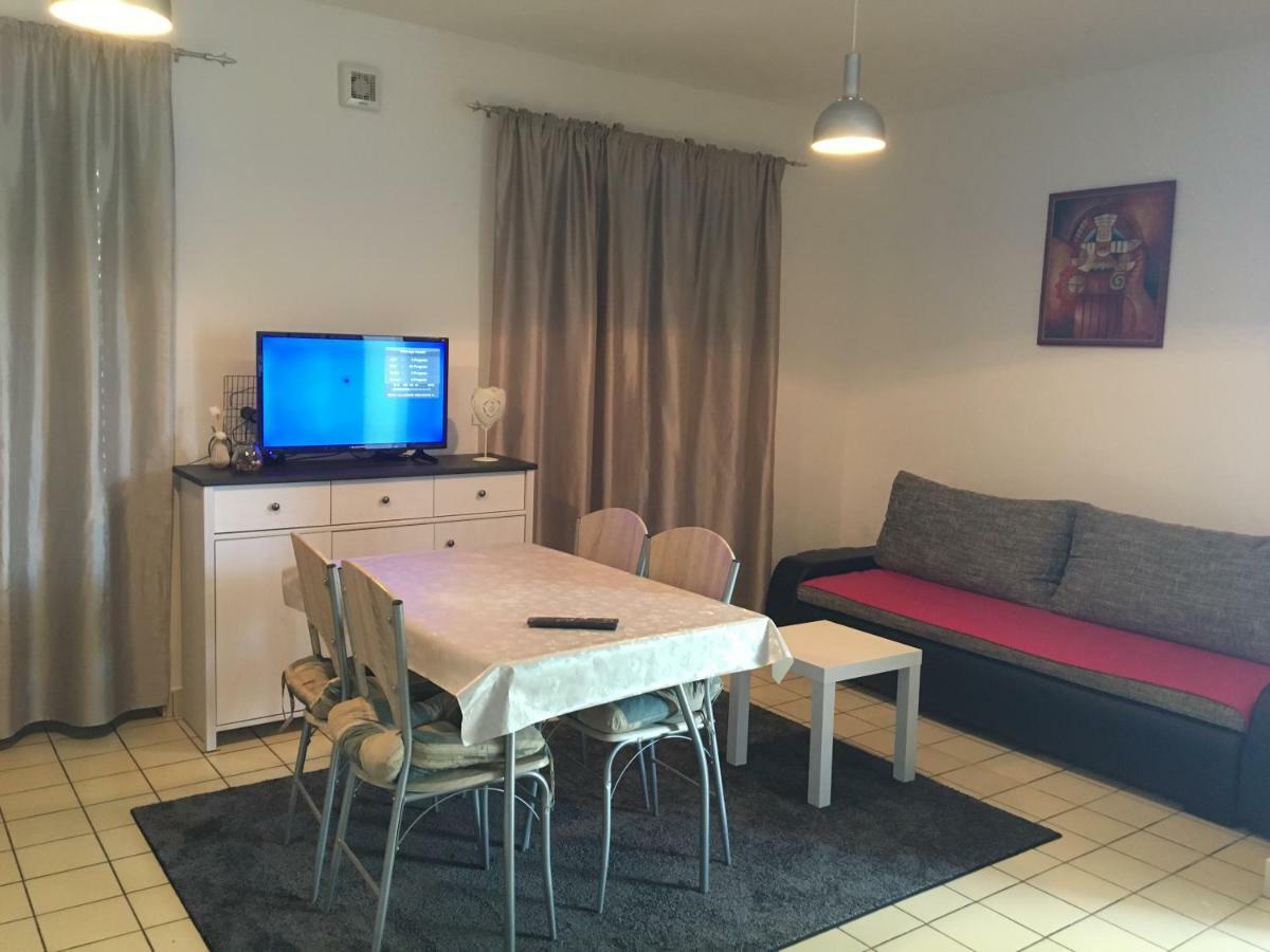 Apartments Eliva Ουμάγκ Εξωτερικό φωτογραφία